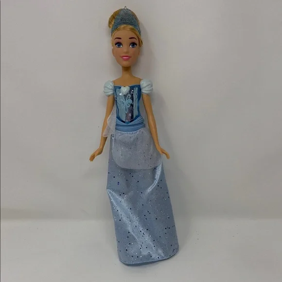 Disney Princess Cinderella 11” Doll with one shoe  Kids Barbie Toy - Picture 2 of 7